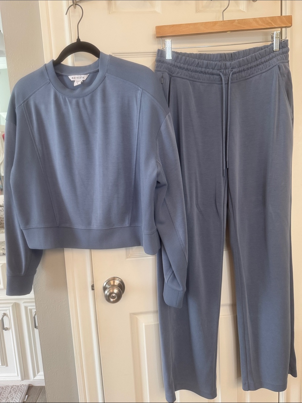 Athleta Slate Blue Cropped Sweatshirt and Lounge Pants Set